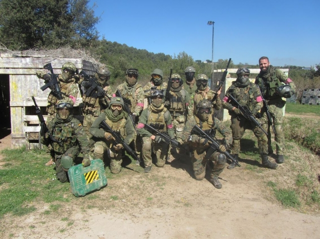 Soldados antes de la competicion.jpg